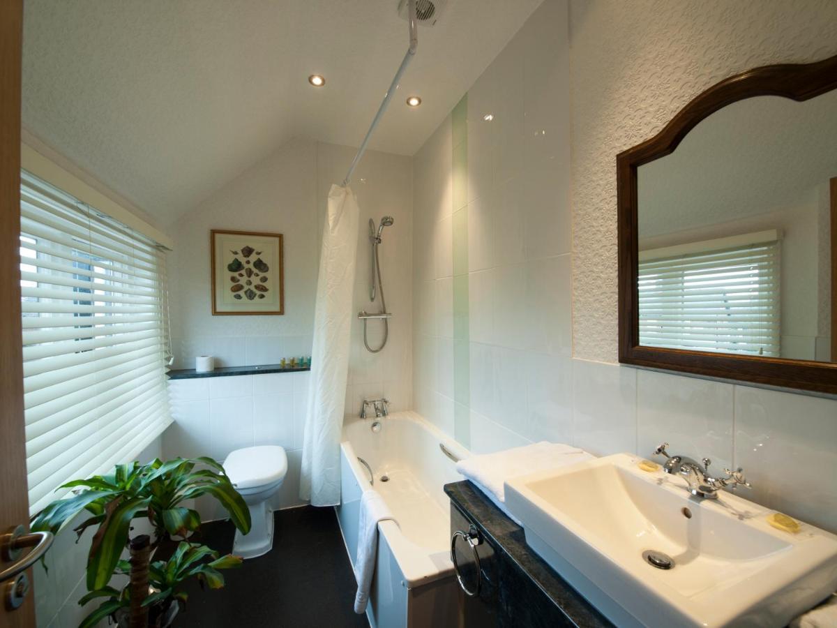 Brambletye Hotel Forest Row Room photo